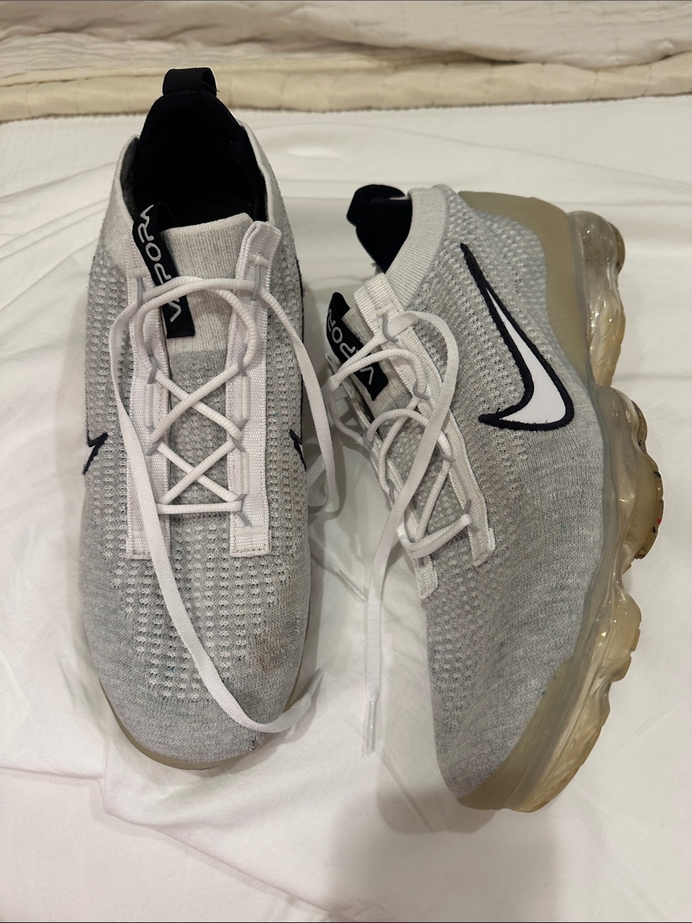 Nike VaporMax Flyknit Men's Gray and Black Sneakers